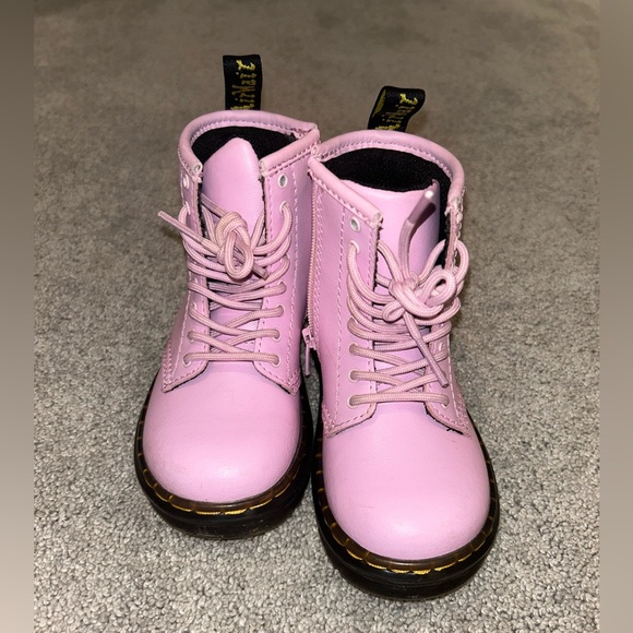 Kids Boots - Picture 2 of 5